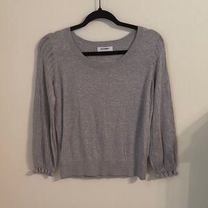 Old Navy Light Gray Knit Top
